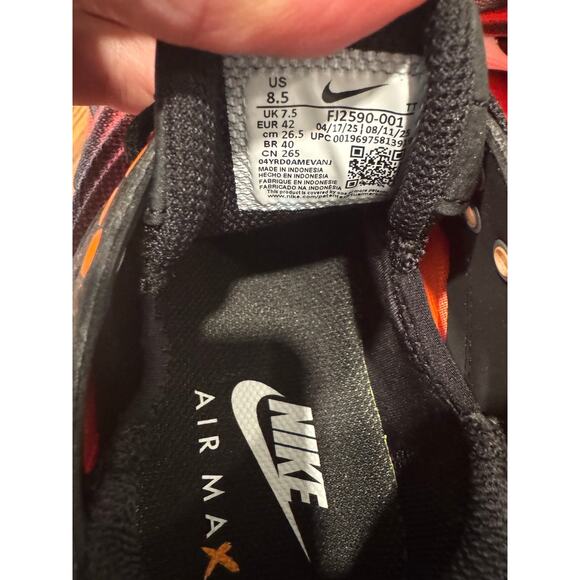 Nike Air Max TW SE – Black/Orange Summit Men Size 8.5 Woman 10 (New, No Box Lid) main image 8
